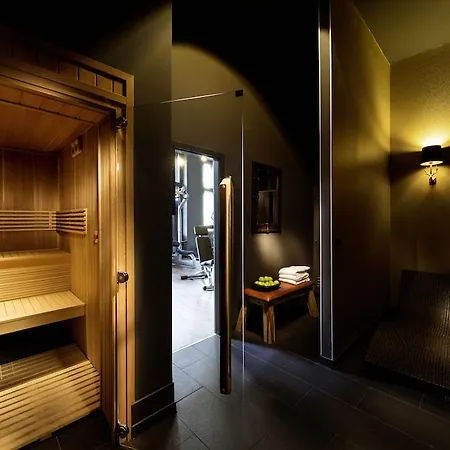 Pentahotel Hotell