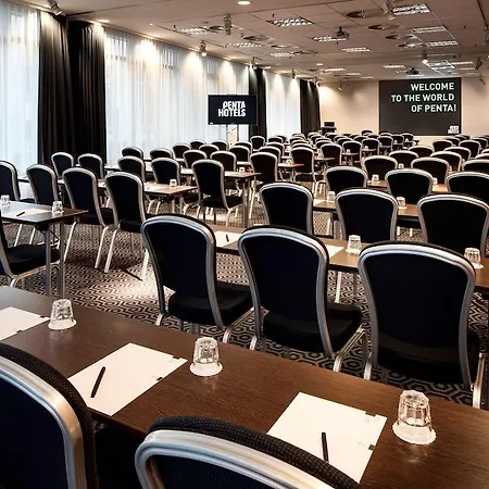 Pentahotel Hotell