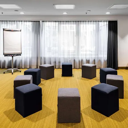 Pentahotel Otel 4*