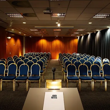 Hotell Pentahotel Rostock