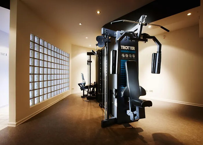 Hotell Pentahotel 4*